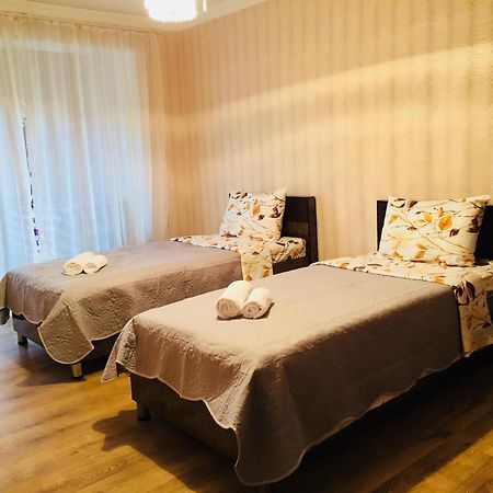 Emilia Apartment Sighnaghi Luaran gambar