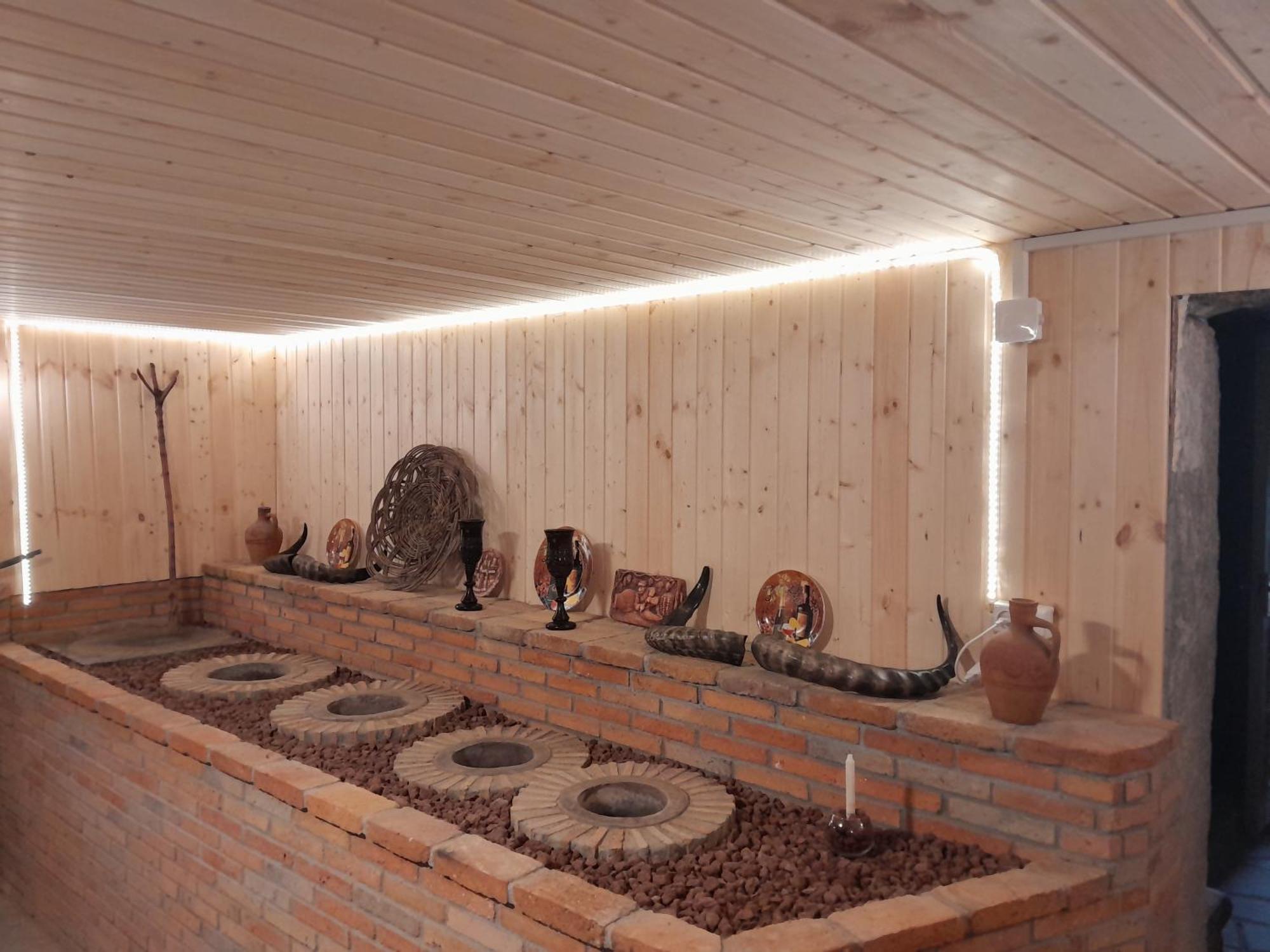 Emilia Apartment Sighnaghi Luaran gambar